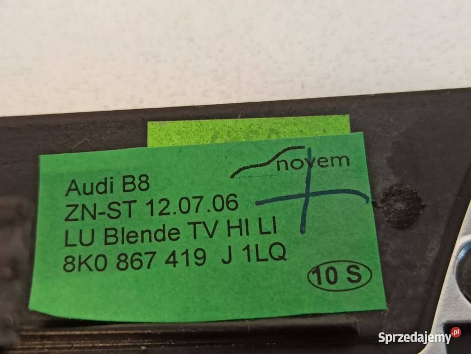 A4 B8 LISTWA DRZWI PIANO LEWY TYŁ 8K0867419J
