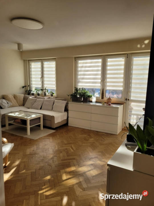 Sprzedam Mieszkanie kawalerka Pabianice centrum