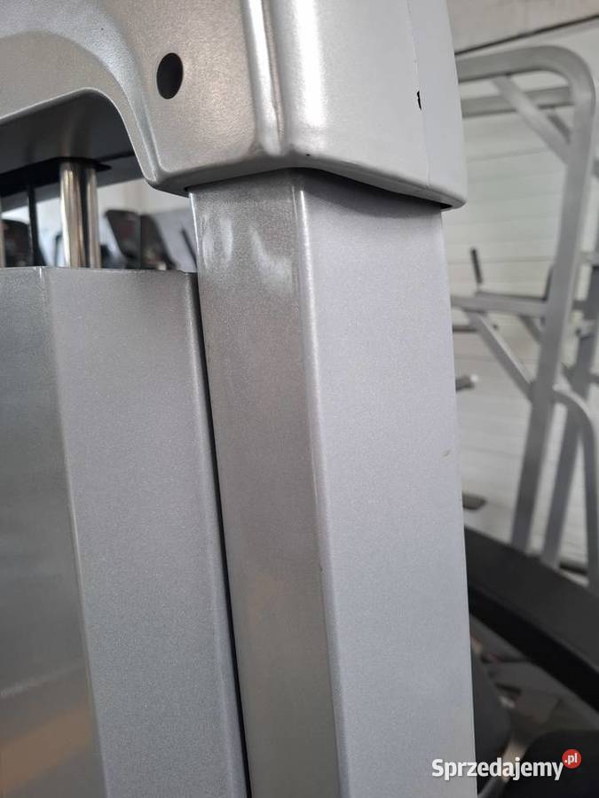 Maszyna na barki shoulder press ostatnia sztuka Wałcz