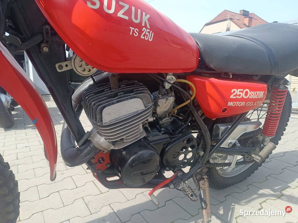 suzuki ts 250x2silnik nieuszkodzony Kleszczów sprzedam