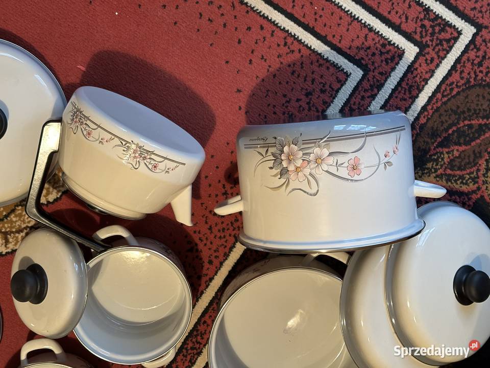 kpl garnków emaliowanych nowy PRL łódzkie Łęczyca sprzedam