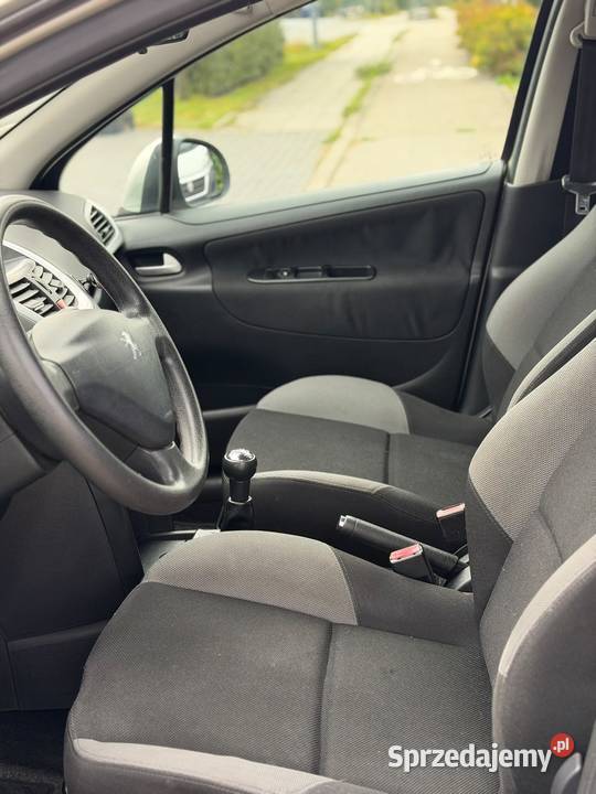 Peugeot 207 14 Benzyna 95 2008 r RATY