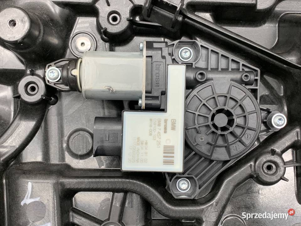 PODNOŚNIK SZYBY LEWY TYŁ BMW G30 7365167