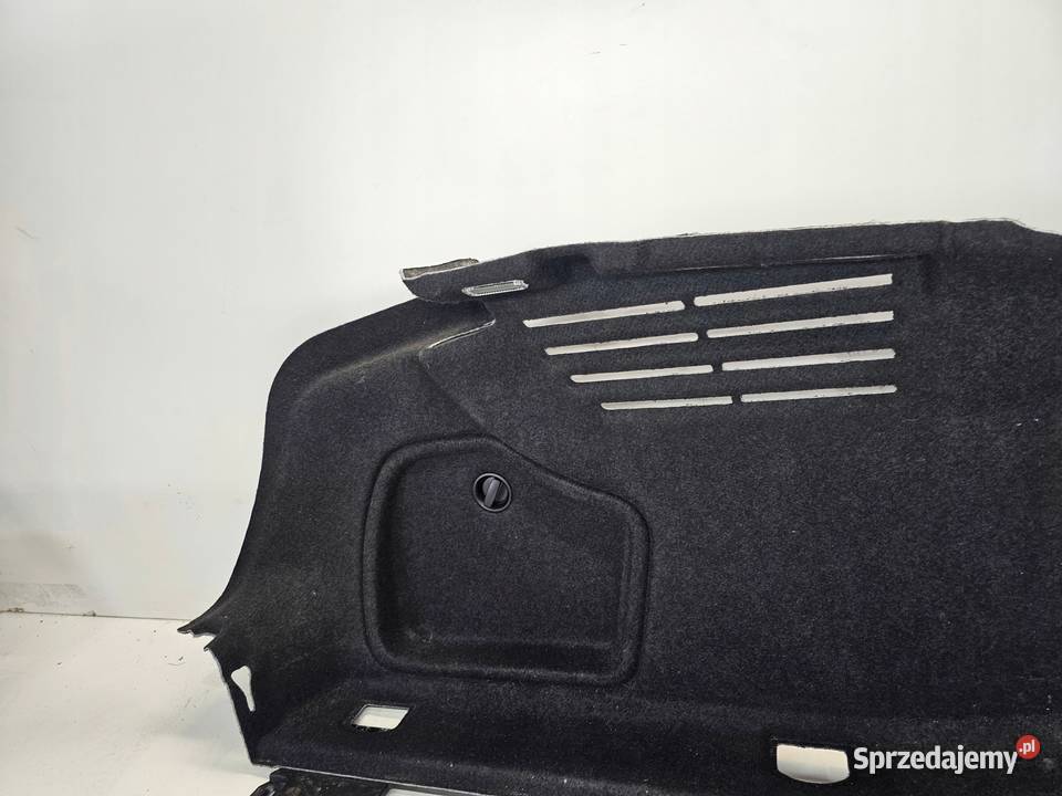TAPICERKA BOCZEK BAGAŻNIKA AUDI A4 B9 Przystajń sprzedam