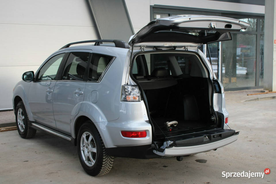Mitsubishi Outlander BezwypadkowyBogate SUV śląskie sprzedam