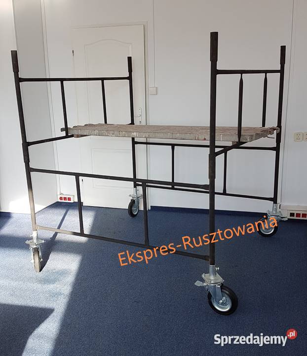 Wynajem rusztowań montaż dowóz Warszawa Wykonanie elewacji