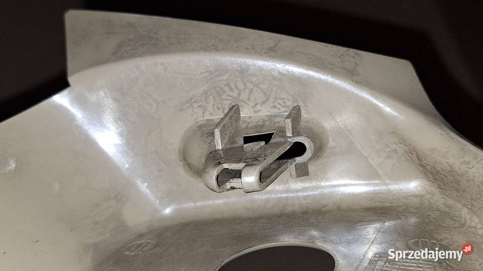 Obudowa zaślepka mocowania oparć tylnej kanapy Pozostałe Kraków sprzedam