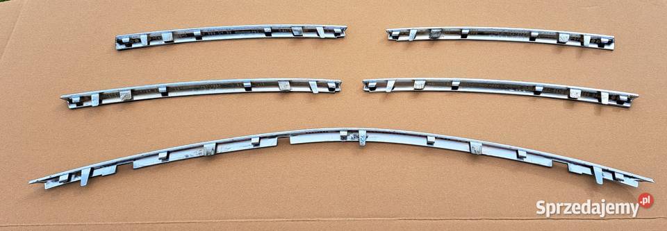 CHROMY GRILLA MERCEDES ML W164 A1648880085 Mielęcin
