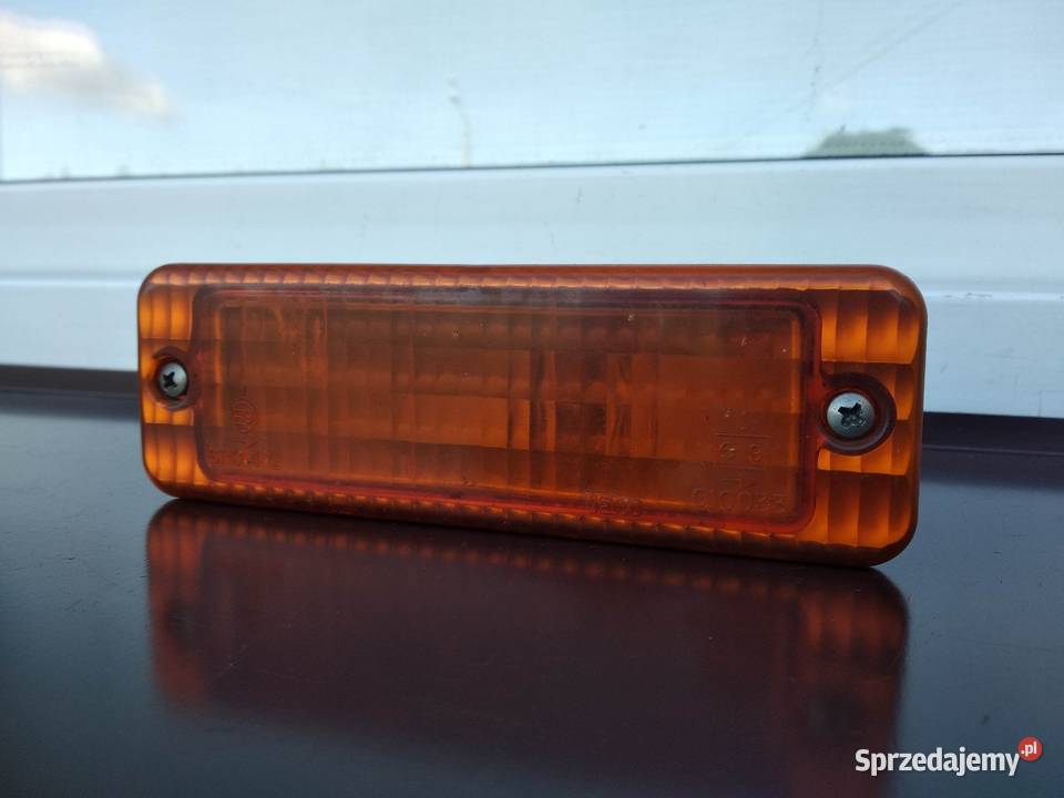 Ford Maverick I Nissan Terrano II kierunkowskaz