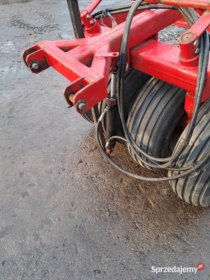 Wał oponowy na przedi tuz HeVa nieuszkodzony Wały Piecewo