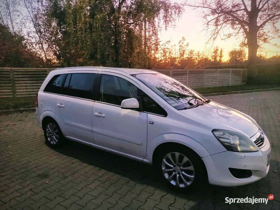 Zafira B Lift 17 CDTI Bogate wyposażenie manualna Samochody osobowe