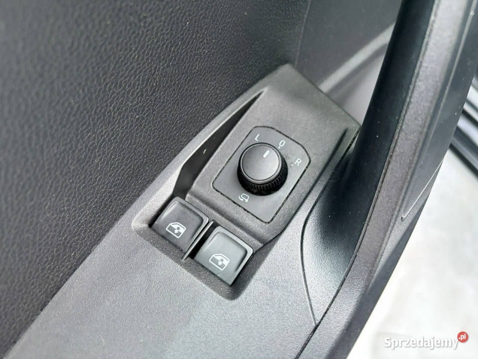 Seat Ibiza 16 TDI Kamera cofania Czujniki kamera cofania Motoryzacja mazowieckie