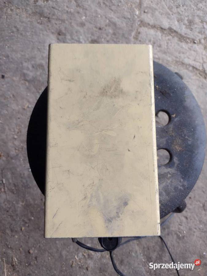 Regulator napięcia UNITRA Pozostałe małopolskie Gołcza sprzedam