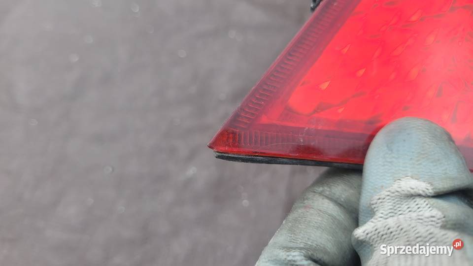 FORD FOCUS I MK1 LAMPA PRAWA TYLNA PRAWY TYŁ