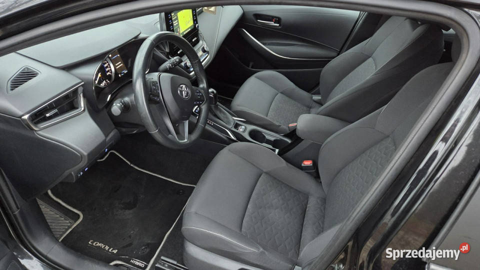 Toyota Corolla 18 HSD FVat 23 Ast Parkowani Corolla Otwock Mały