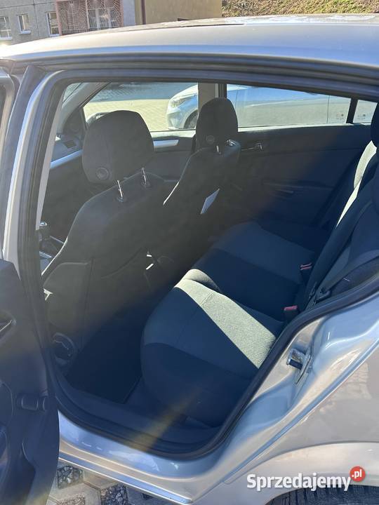 Opel Astra H 14 benzyna hatchback Astra Gdańsk