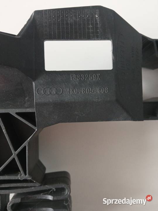Ślizg uchwyt mocowanie prawa lampa Audi A6 C8 Żabno sprzedam