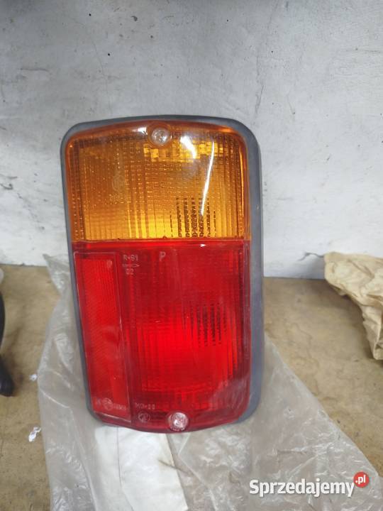 Nowa Lampa tylnia Fiat 126p ELEGANT