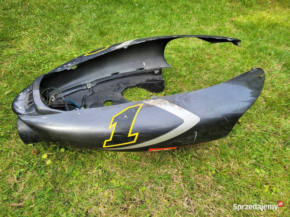 APRILIA SR bok boczek zadupek oslona swiatla tyl wielkopolskie Piła