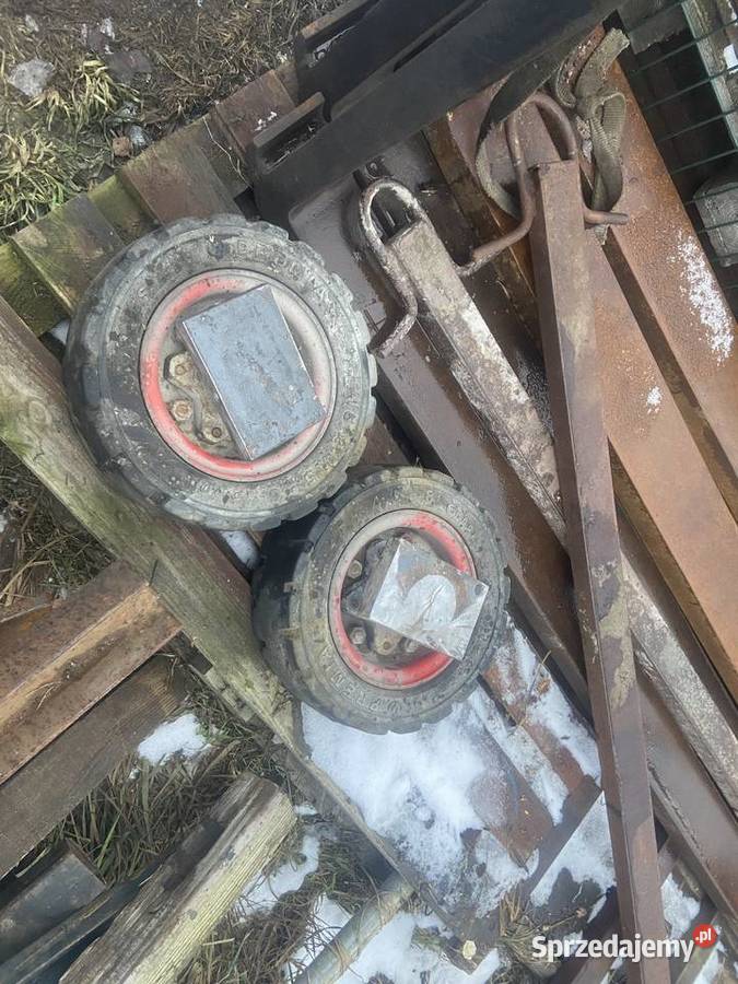 Koła pełne do masztu innej maszyny Brzeziny