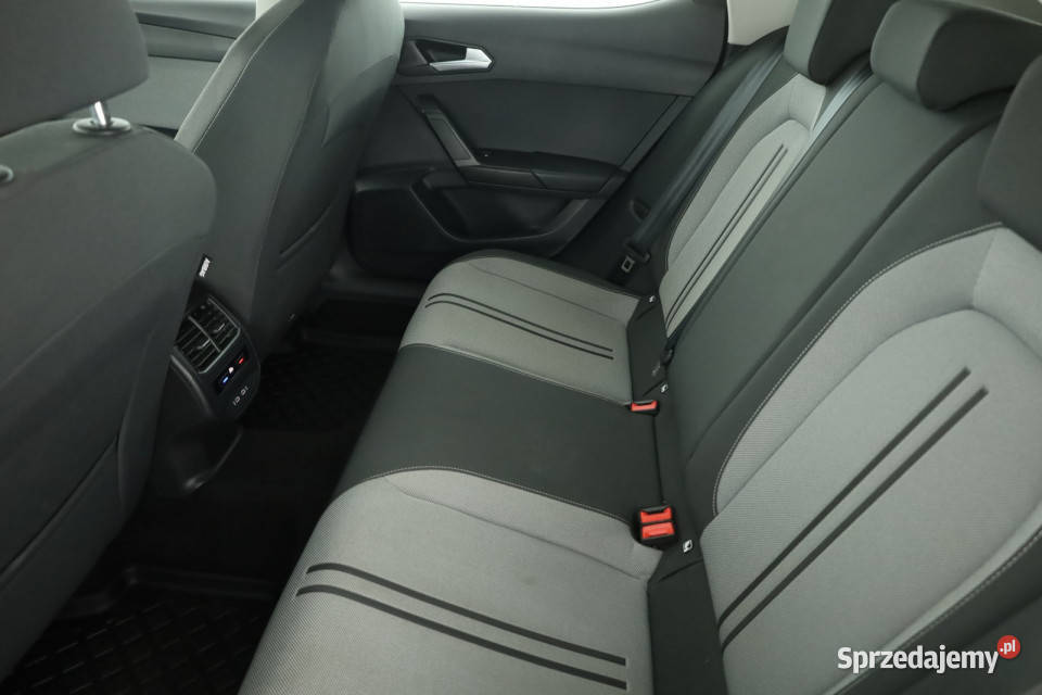 Seat Leon 15 TSI sprzedam