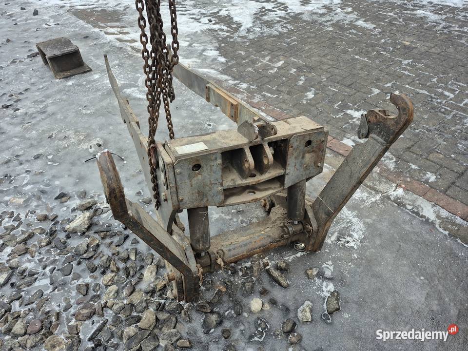 Tuz przedni podnosnik do traktora Renault innego