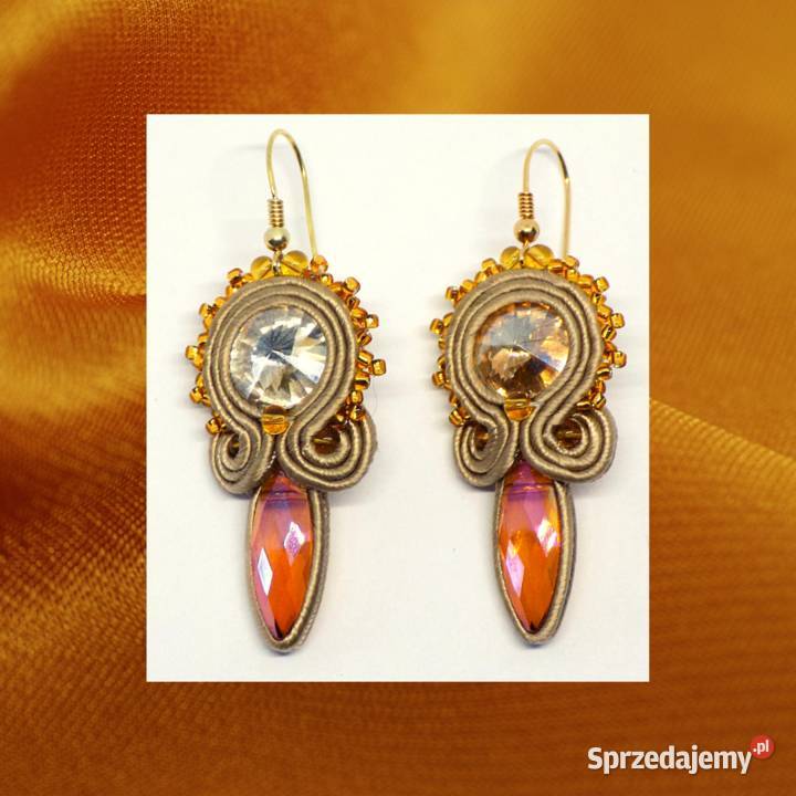 BEŻOWE OMEGI Z KRYSZTAŁKAMI SUTASZ Kolczyki Warszawa