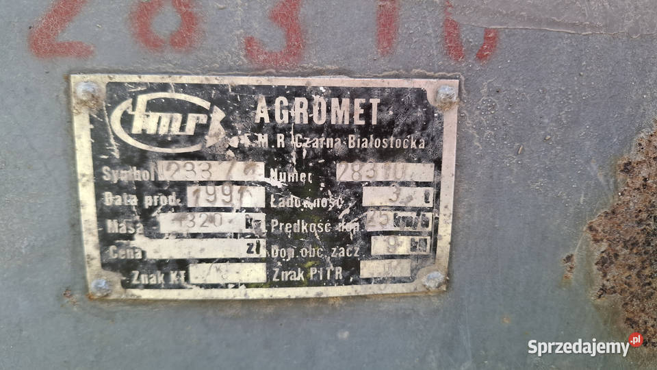 Rozrzutnik obornika Przyczepa Agromet Czarna świętokrzyskie Grzybowa Góra