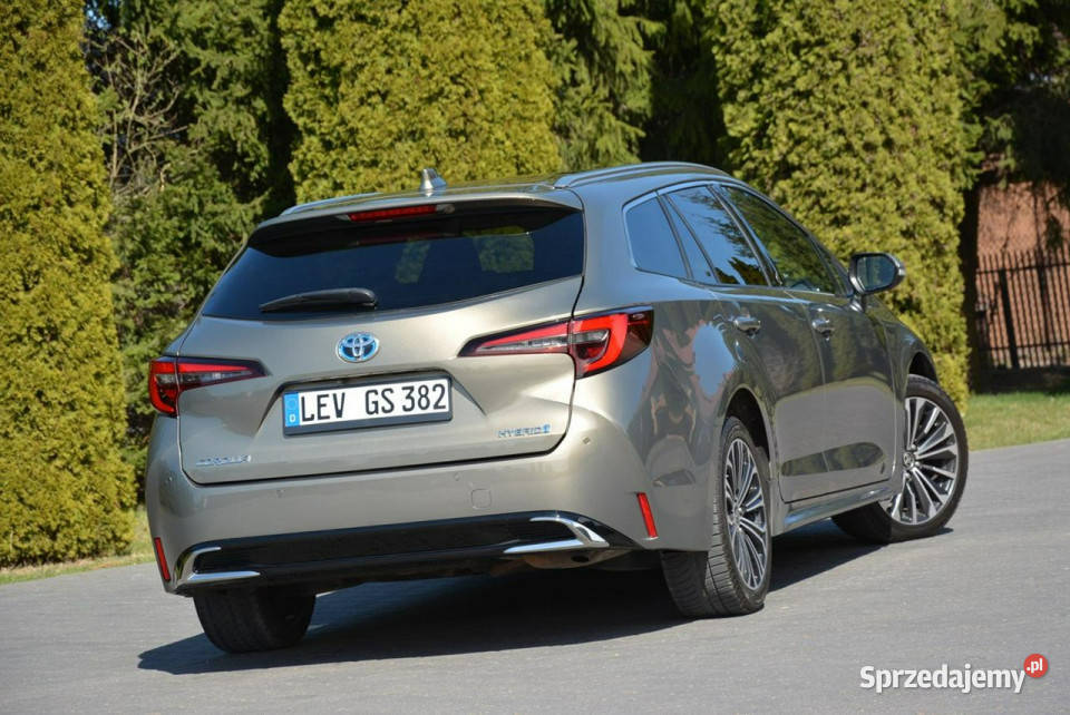 Toyota Corolla Lift FullLed RadarAcc BLIS AsPasa Ostrów Mazowiecka sprzedam