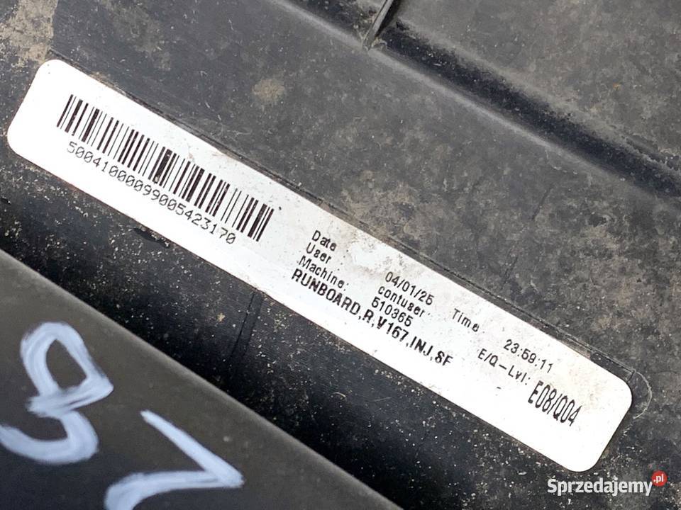 LISTWA PROGOWA PRAWY MERCEDES GLE SUV CZARNY