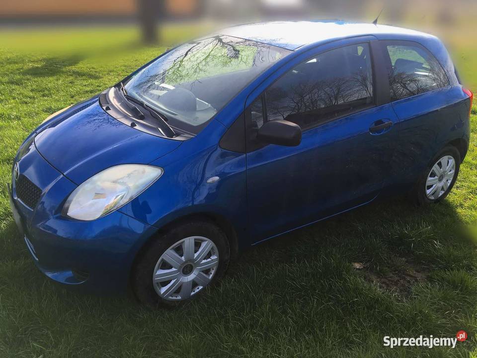 Toyota Yaris 10 2008r benzyna