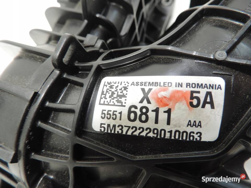 kolektor ssący OPEL INSIGNIA B 20 CDTI 55516811 Kolektory ssące sprzedam