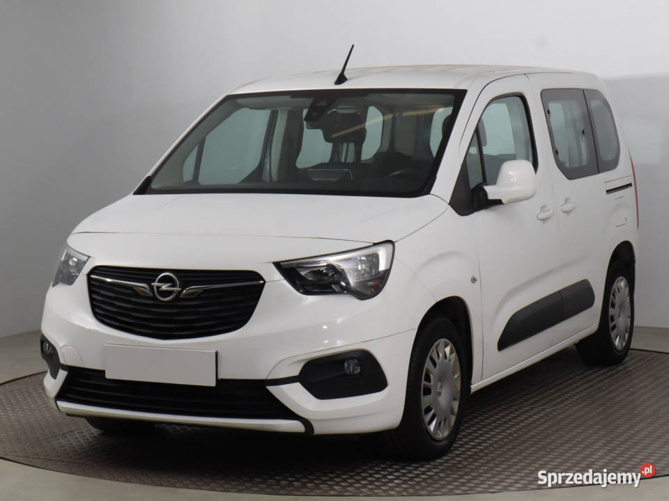 Opel Combo 15 CDTI 4/5 Bielany Wrocławskie