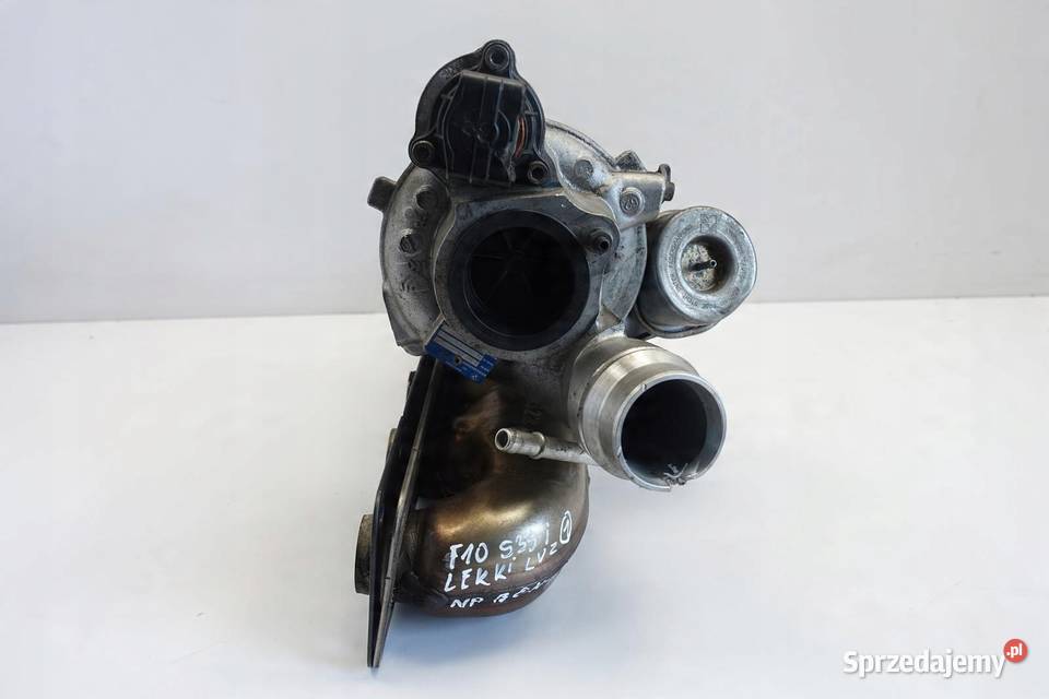 BMW F10 535 30 i TURBOSPRĘŻARKA turbo 1853970