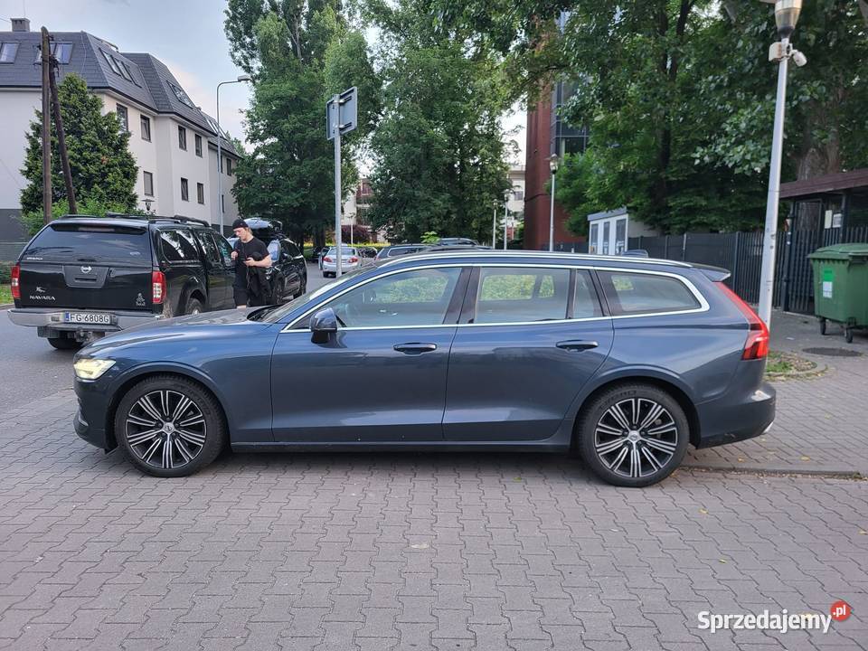 V60 221 Mild Hybrid Diesel wyposażenie premium V60 Wrocław