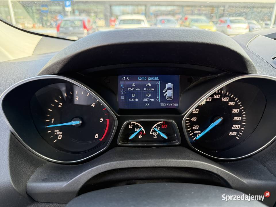 Ford Kuga 20 TDCi 140 gniazdo USB mazowieckie Radom