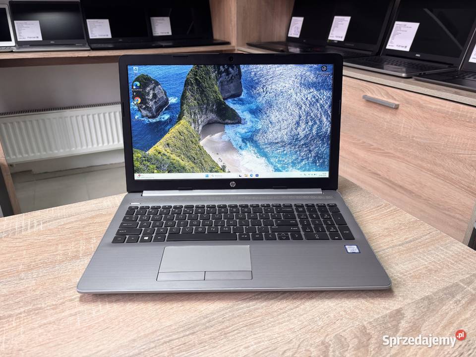 Laptop HP 250 G7 i58265U 16GB ram dysk SSD 100 16GB