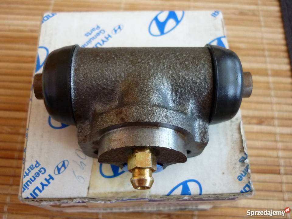 Cylinderek hamulcowy tył lewy HYUNDAI 5833023300 Łódź