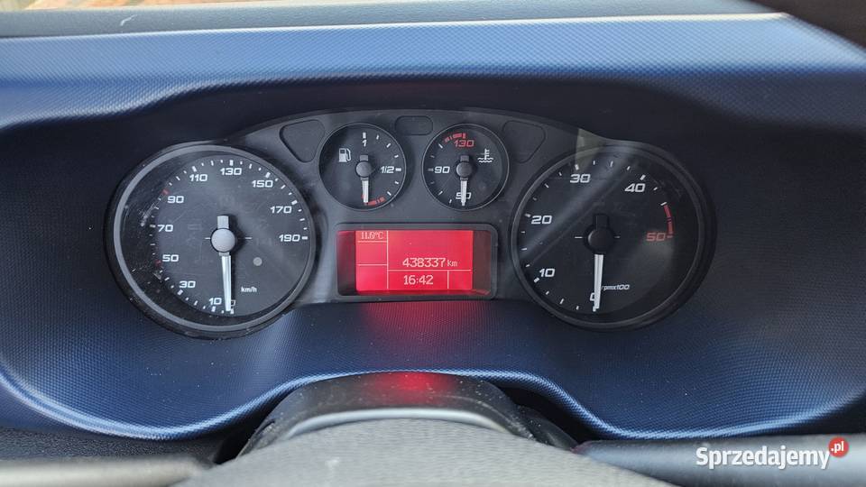 Iveco Autolaweta 35S18DG DIGICROSS 30D 180 6os Iveco Samochody dostawcze sprzedam