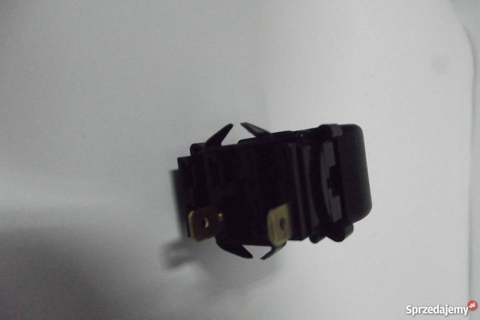 Przełącznik przedniego napędu URSUS 57146824 Parczew