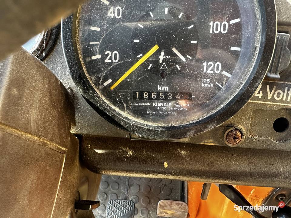 Mercedes Benz Unimog 427 U1600 ciągnik rolniczy blokada mostu Lublin