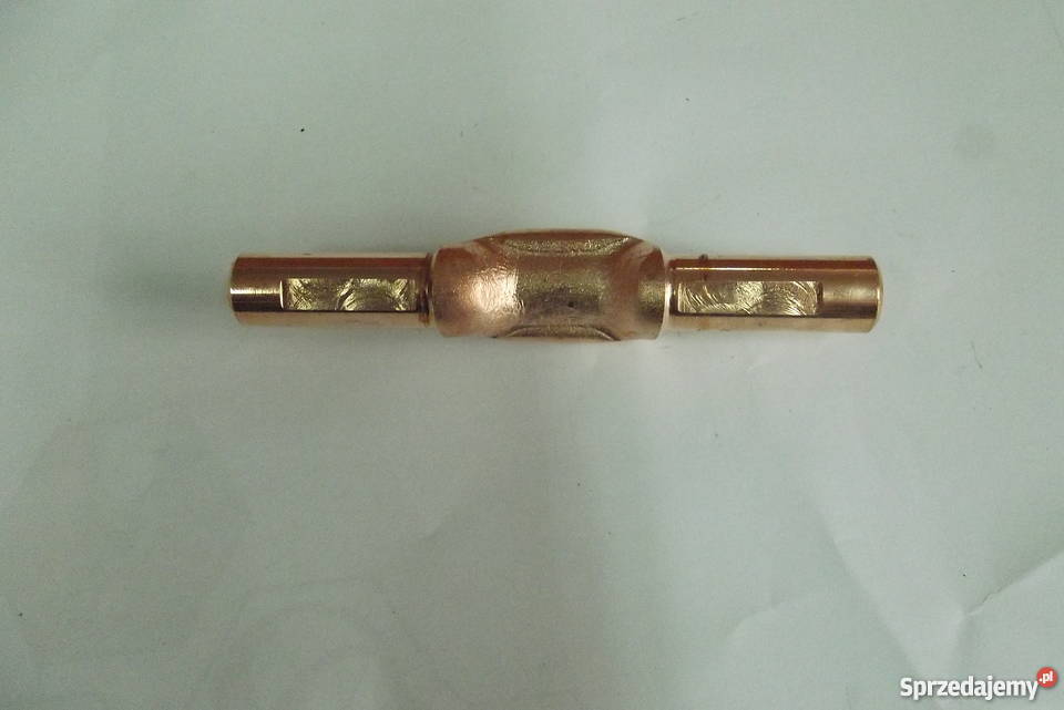 Sworzeń satelity mechanizmu róznicowego URSUS Parczew