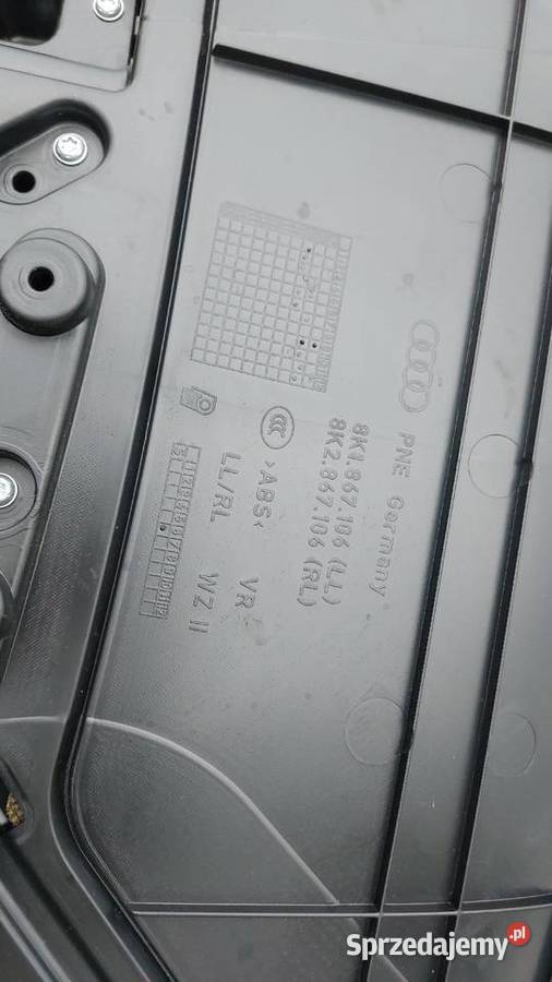 8K2867106 Boczek drzwi pasażera przedni prawy Sępólno Krajeńskie sprzedam