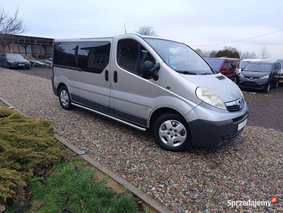 Opel Vivaro Long 20CDTI klima Automat 9osobowy Motoryzacja Poniatowa