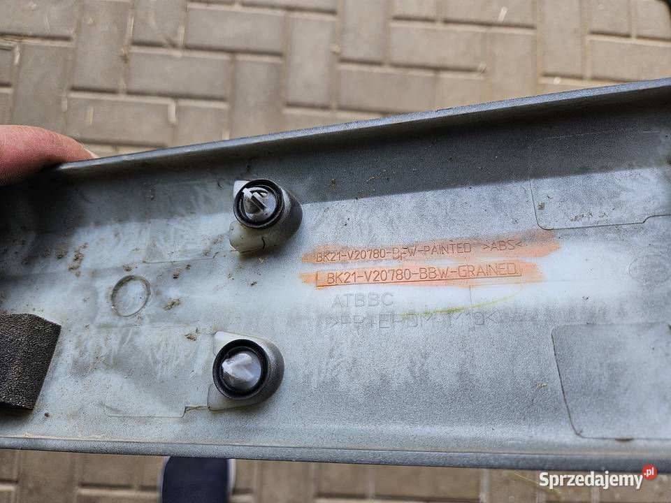 FORD TRANSIT CUSTOM LISTWA DRZWI PRAWY TYŁ PRAWA Części samochodowe Międzychód