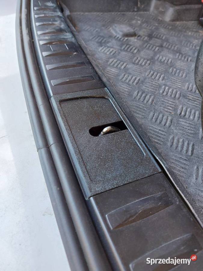 Osłona zamka klapy tylniej BMW E91 Rzeszów