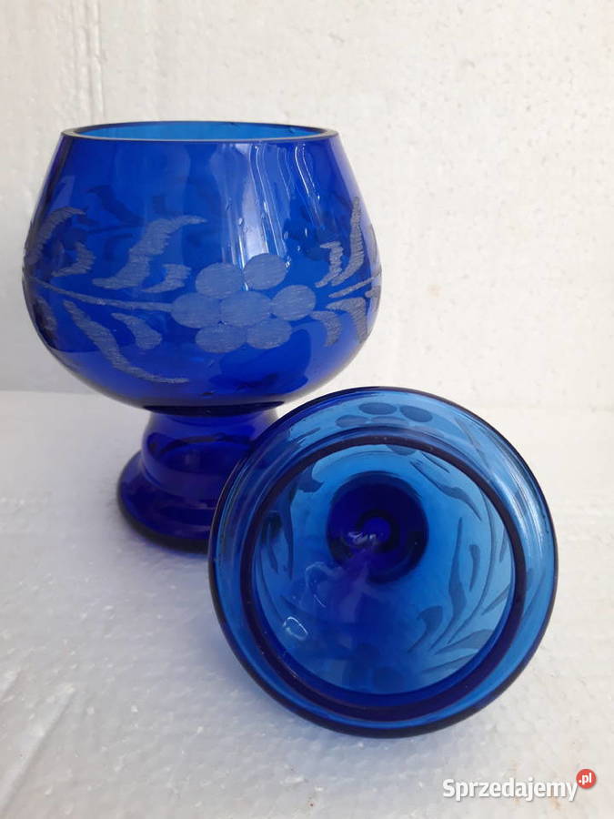 bombonierka szklana szkło kobaltowe szlifowane Warszawa