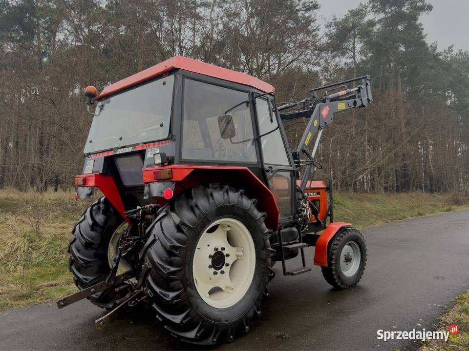Zetor 7011 z turem czytaj opis Ładowacz czołowy Rolnictwo Kościelec sprzedam