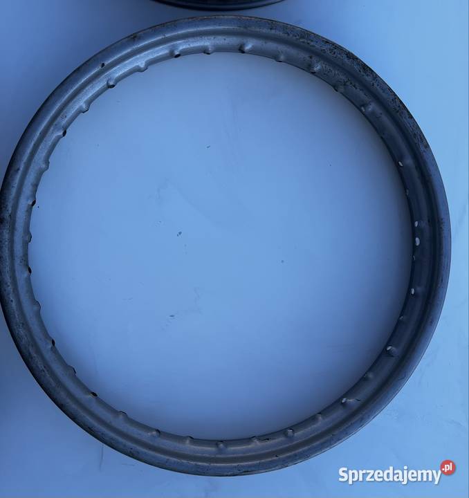 Obręcze WSK 18 mazowieckie Kazanów