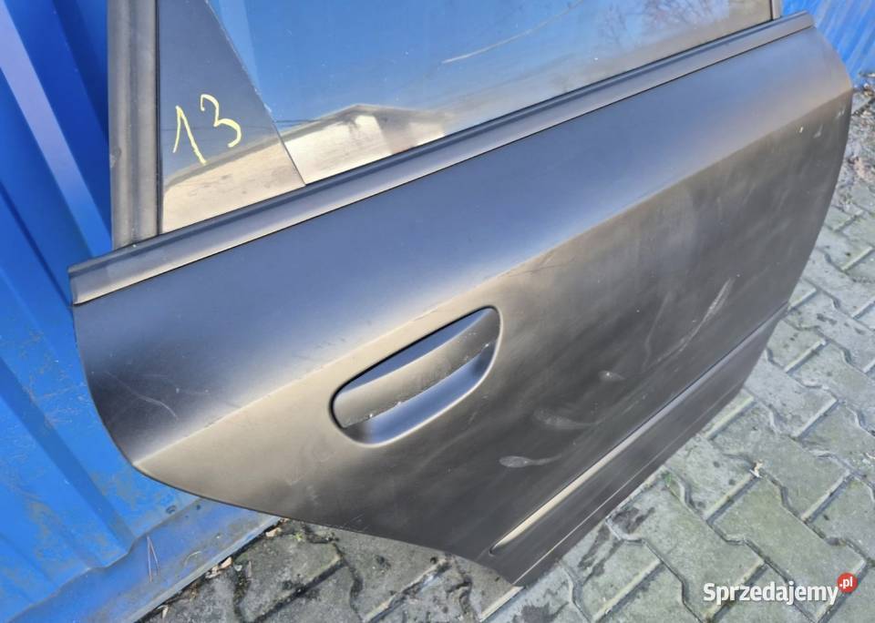 13 DRZWI TYŁ PRAWY TYLNE PRAWE AUDI A4 B6 SEDAN Części samochodowe Działoszyce